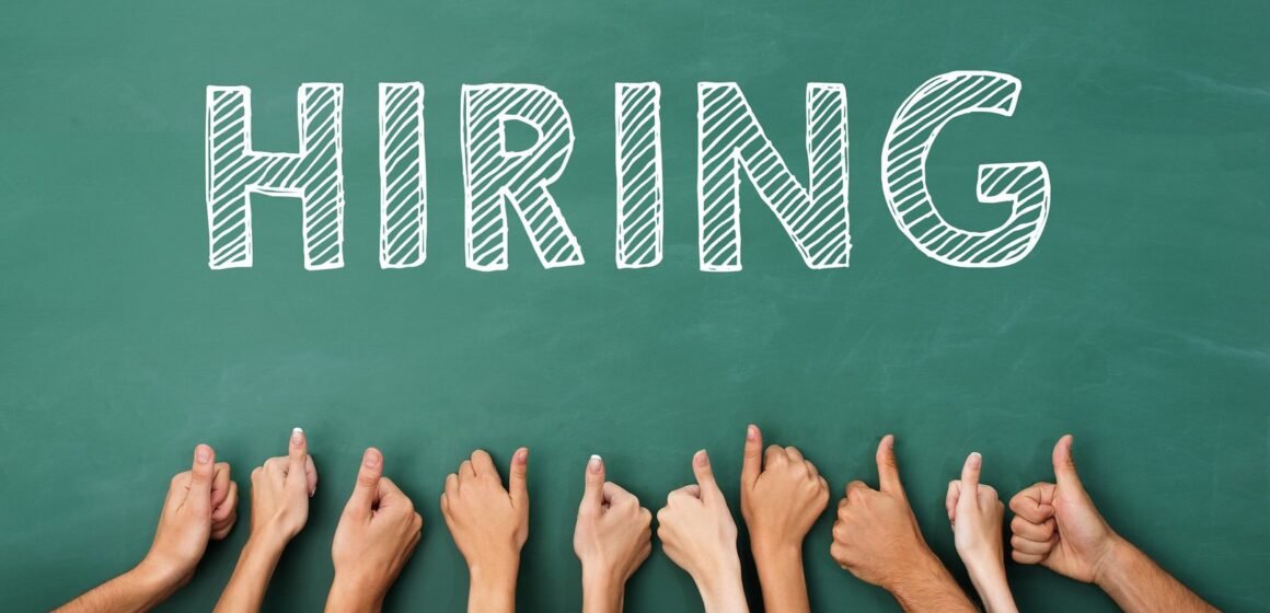 Retail hiring outlook rises to +8.1% in H2 2025: Report